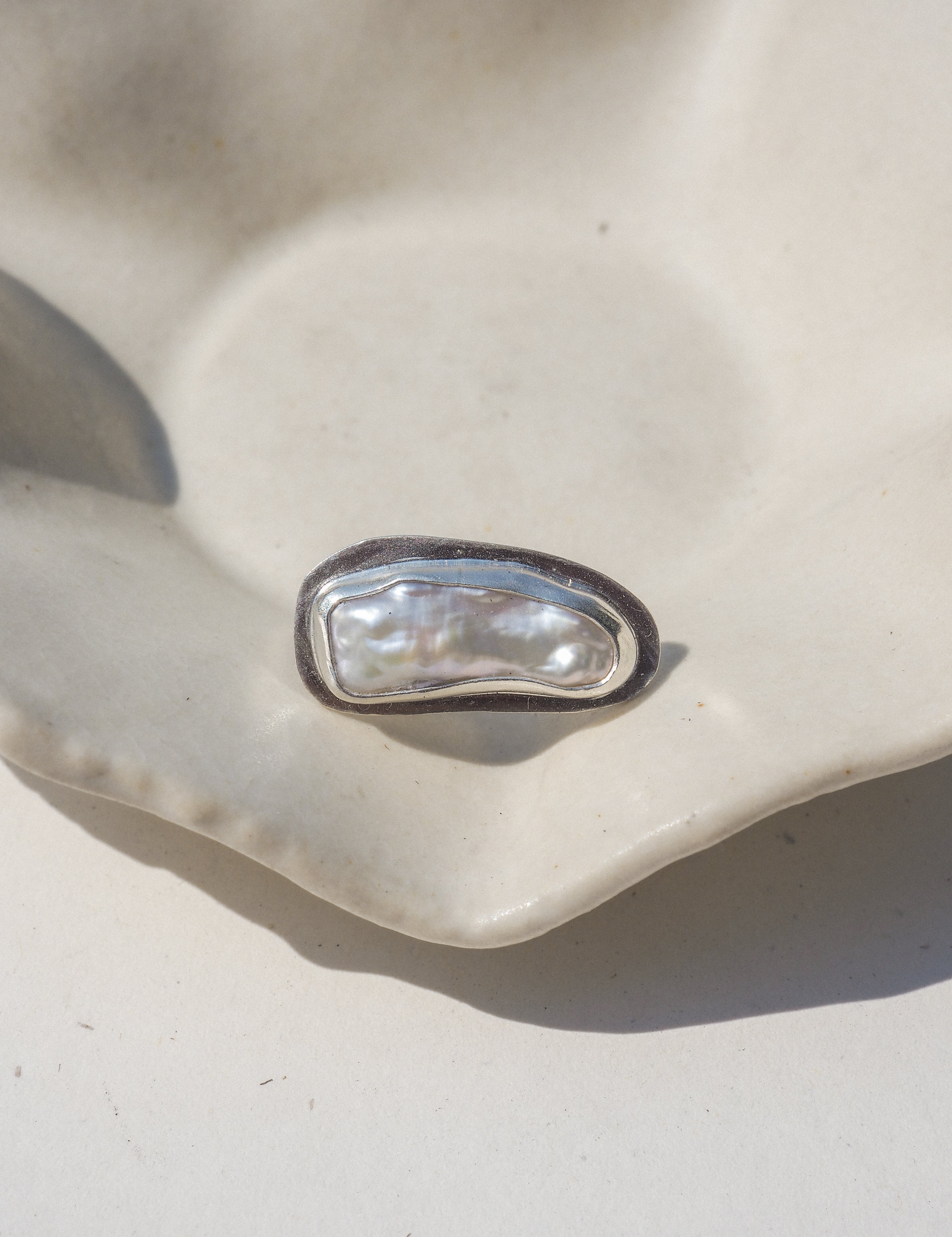 silver pearl ring