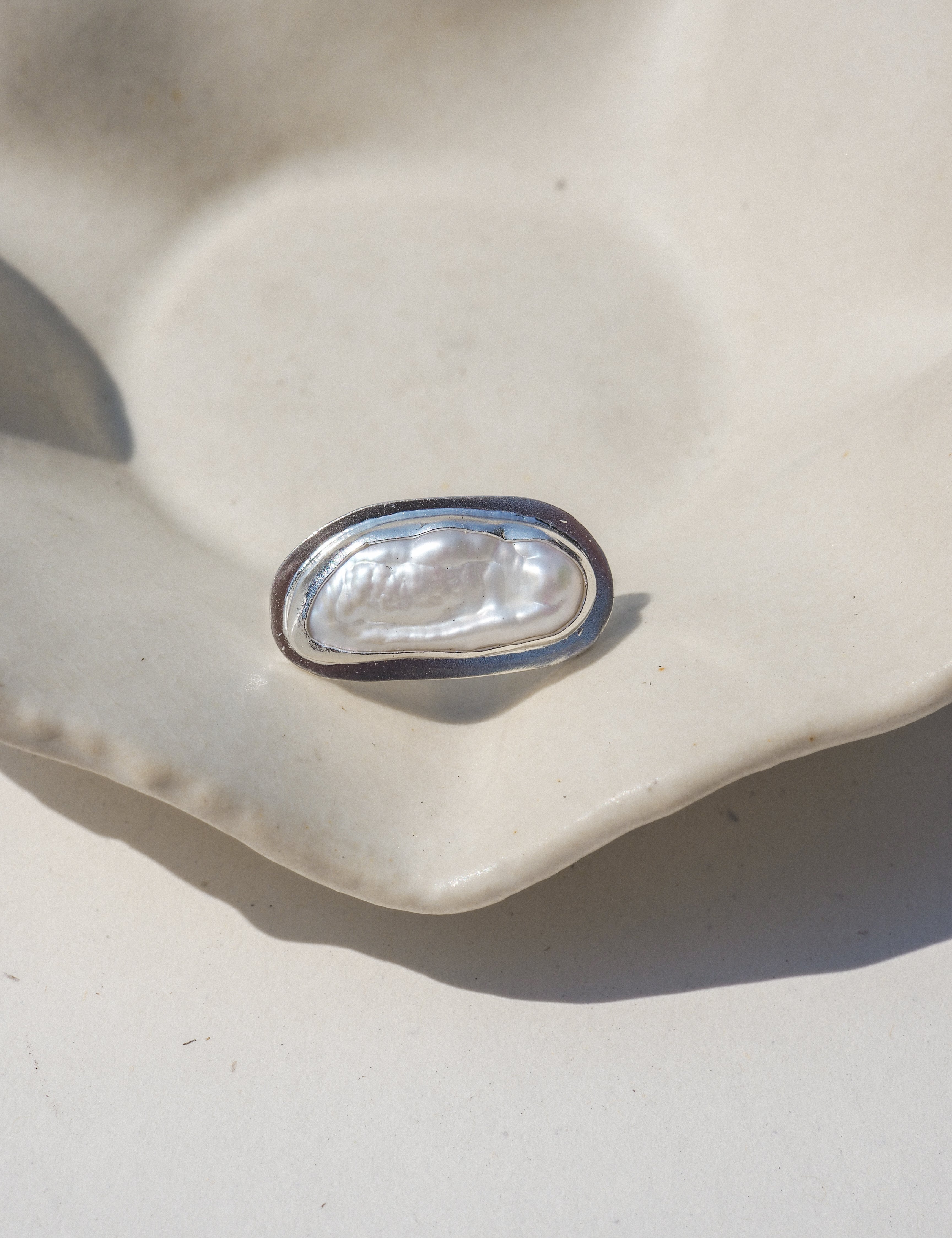 silver pearl ring