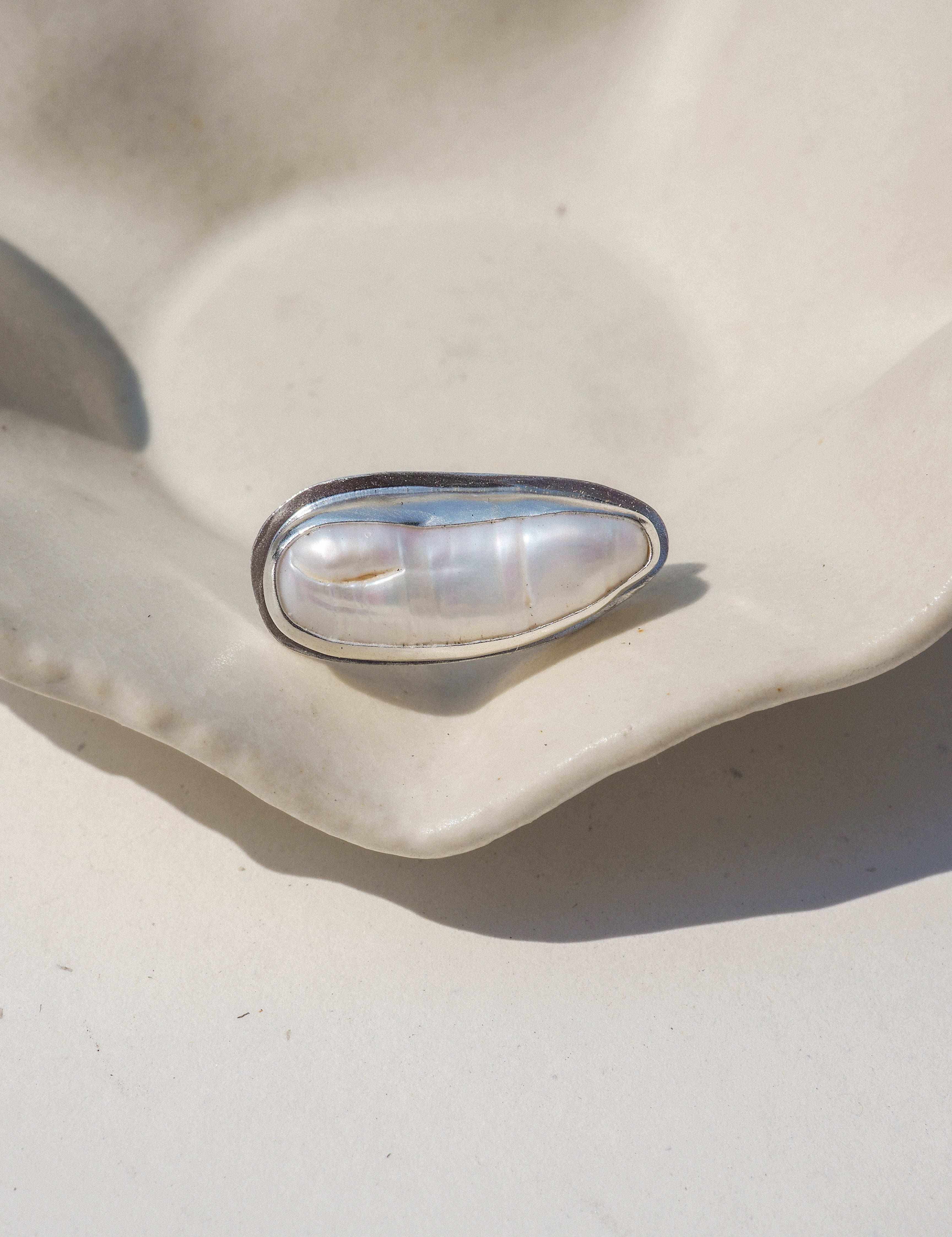 silver pearl ring