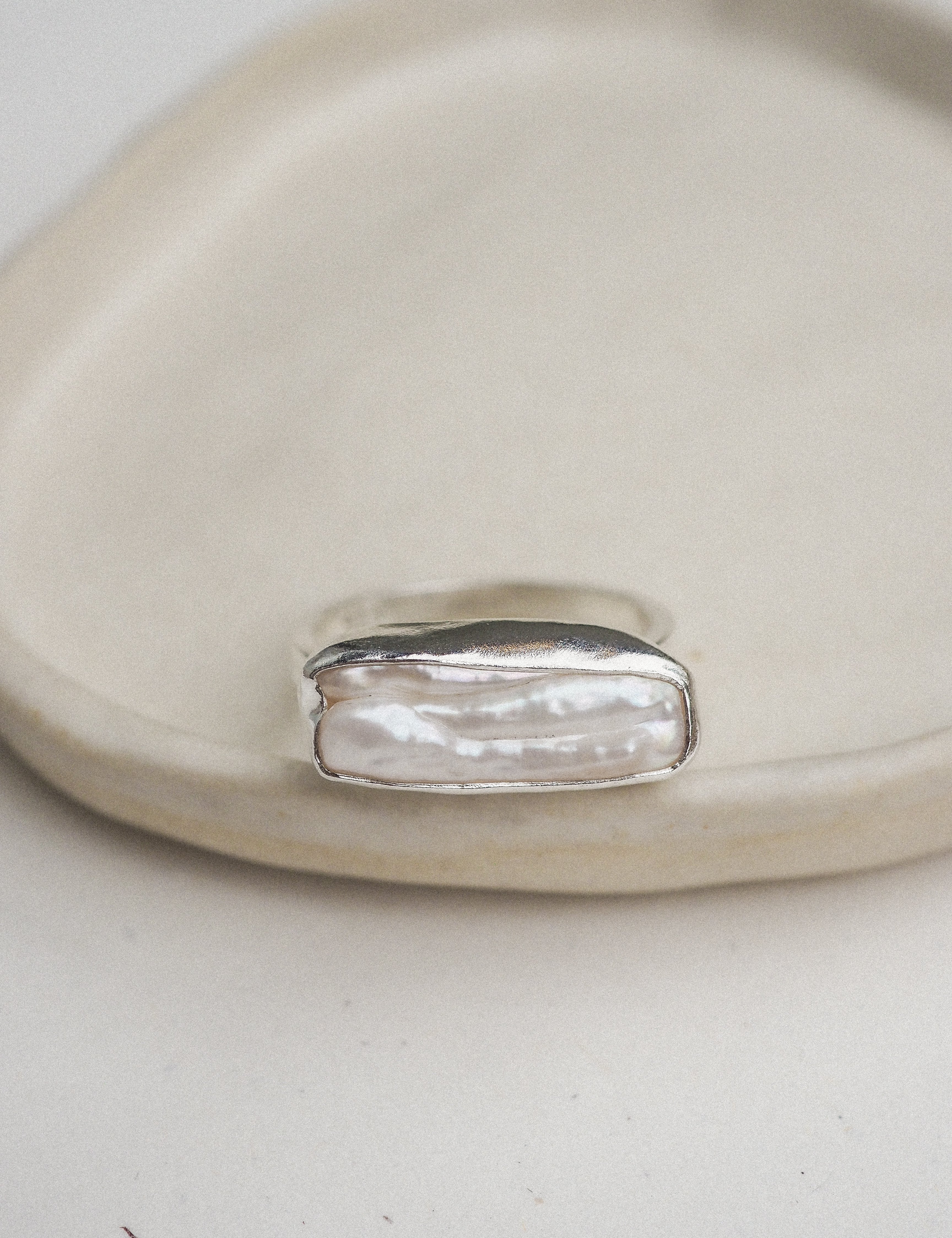 silver pearl ring