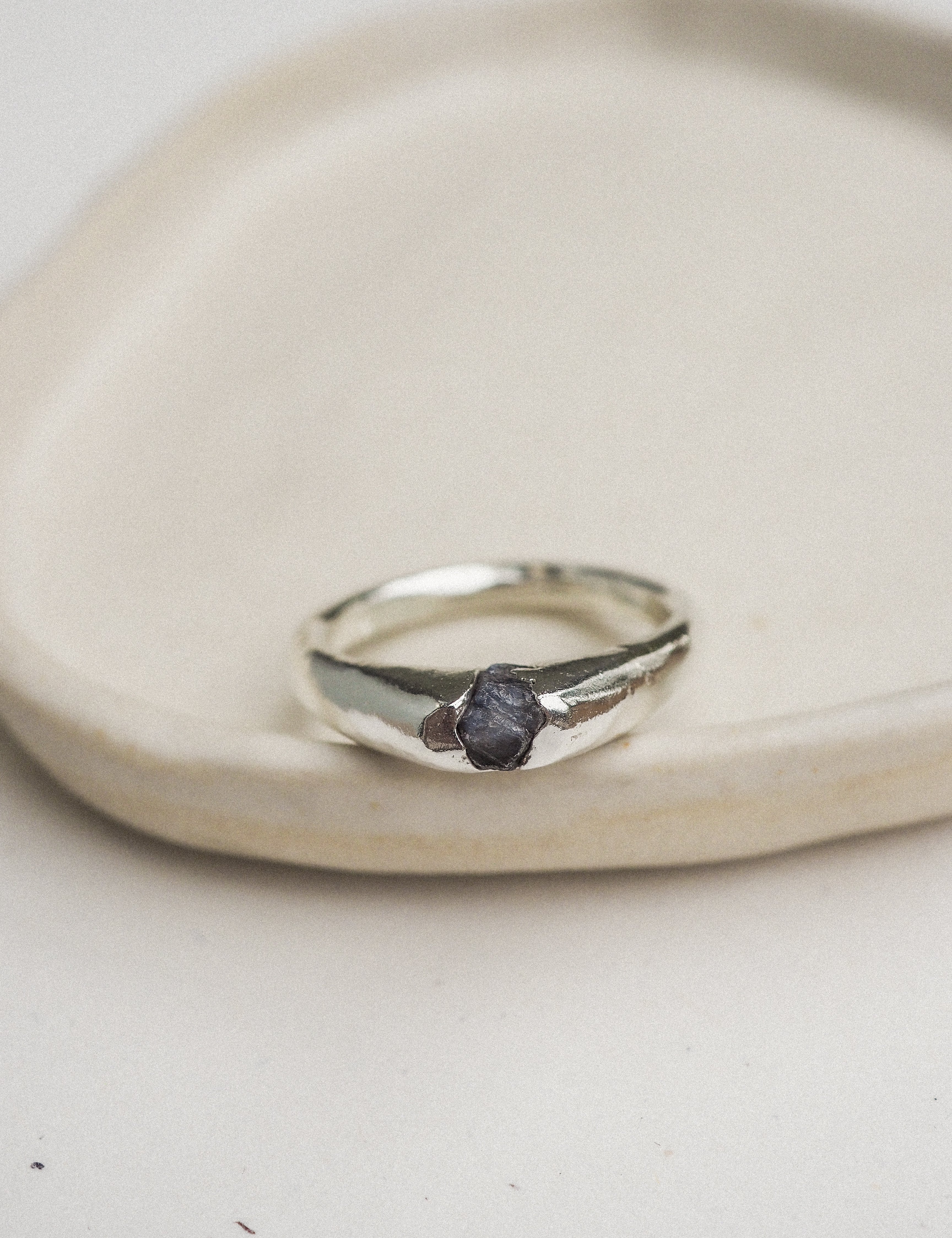 silver sapphire set-in-stone rings