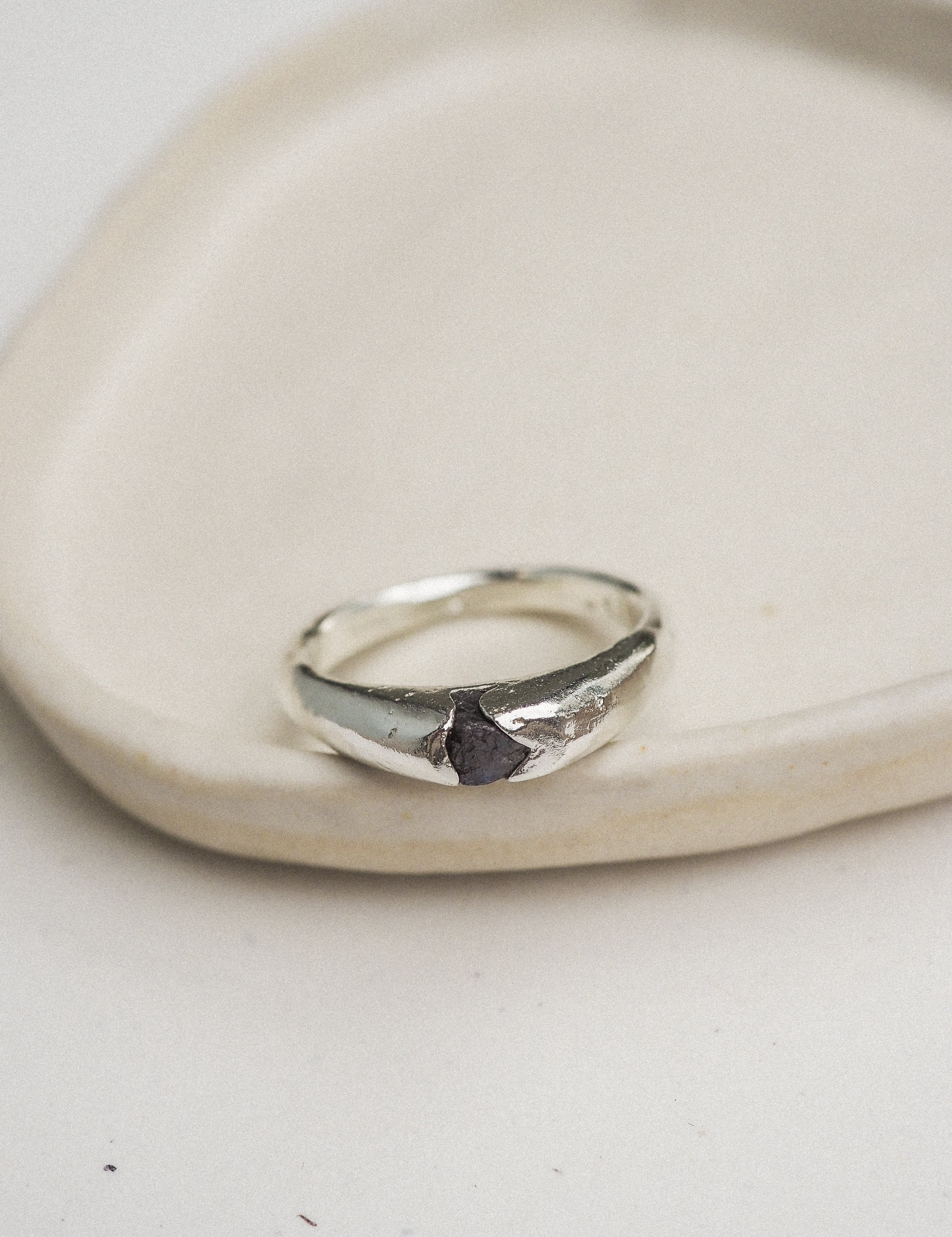 silver sapphire set-in-stone rings